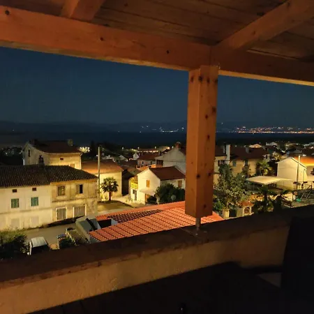 Cres - Turm Krk Apartment
