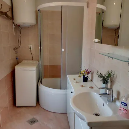 Cres - Turm Krk Apartment *